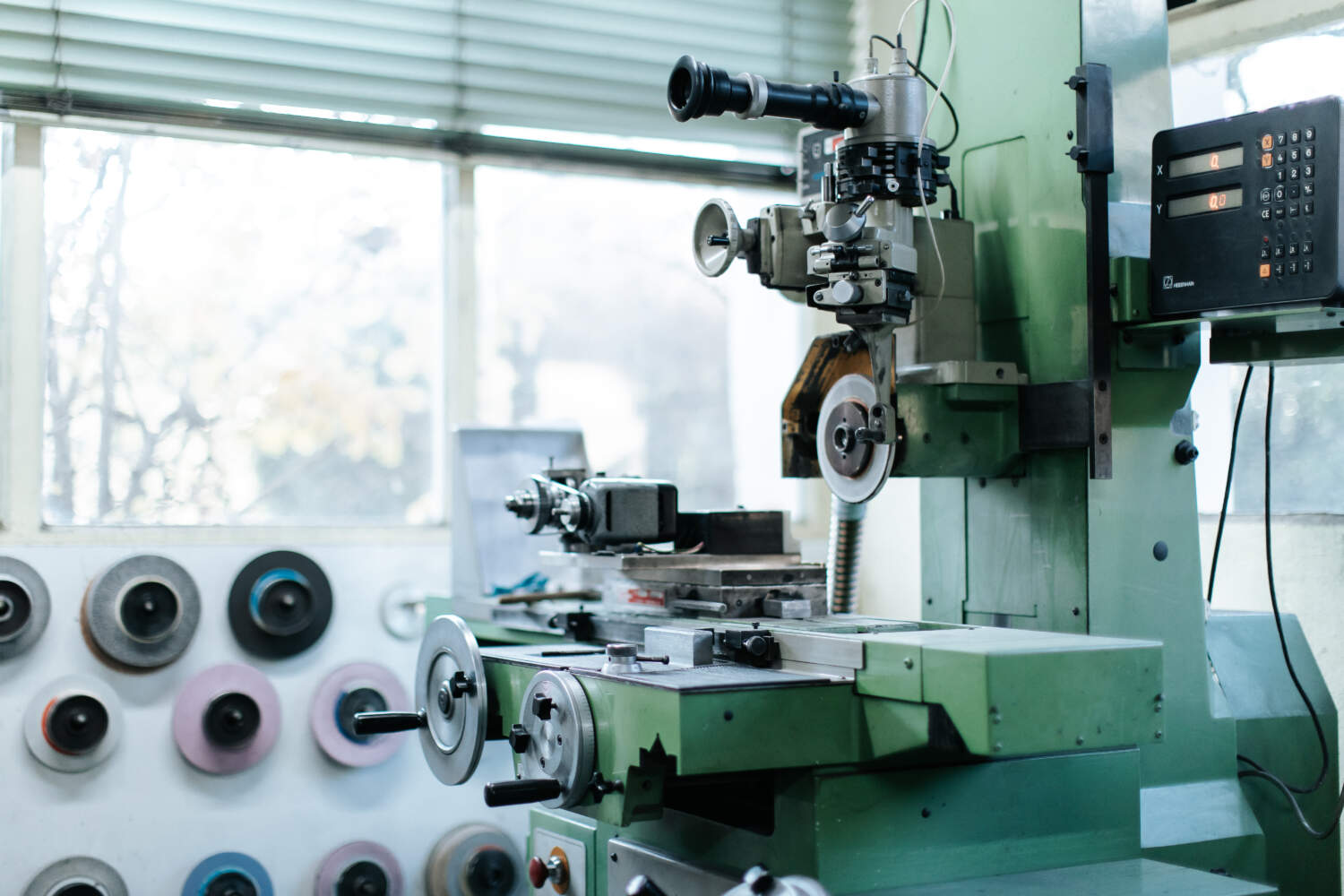 JONES & SHIPMAN 540 avec Optidress