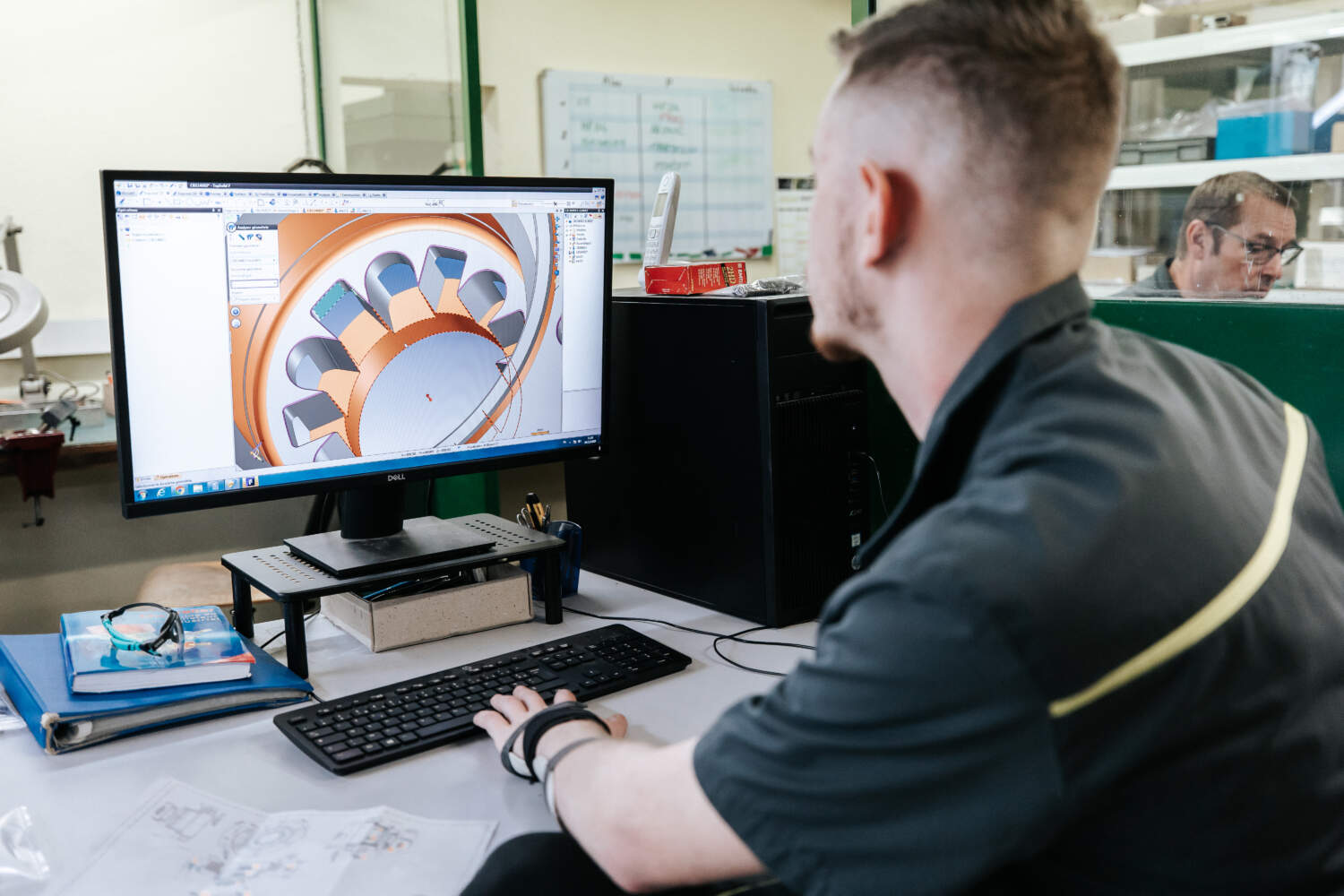 Poste de conception et programmation FIL équipé TOPSolid et TopWire